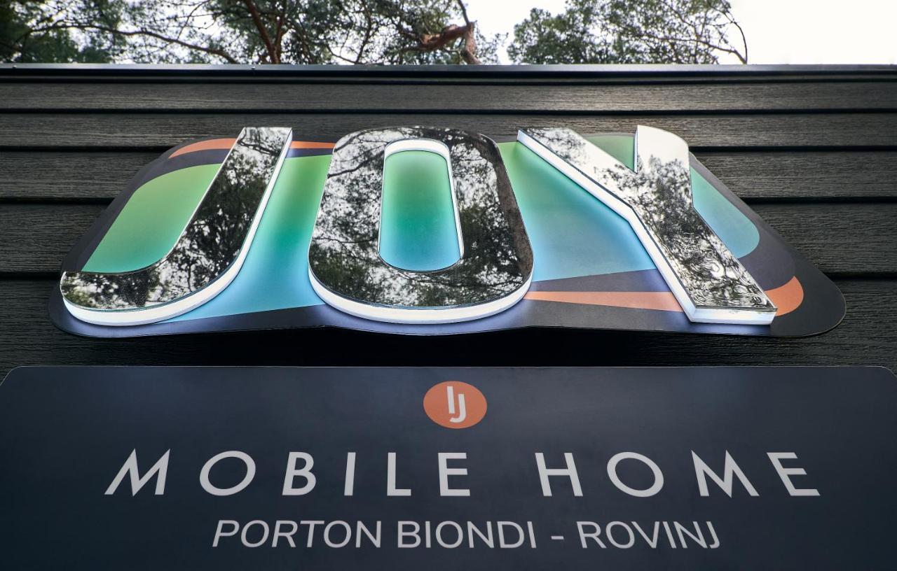 Mobile Home Joy Porton Biondi โรวีน ภายนอก รูปภาพ