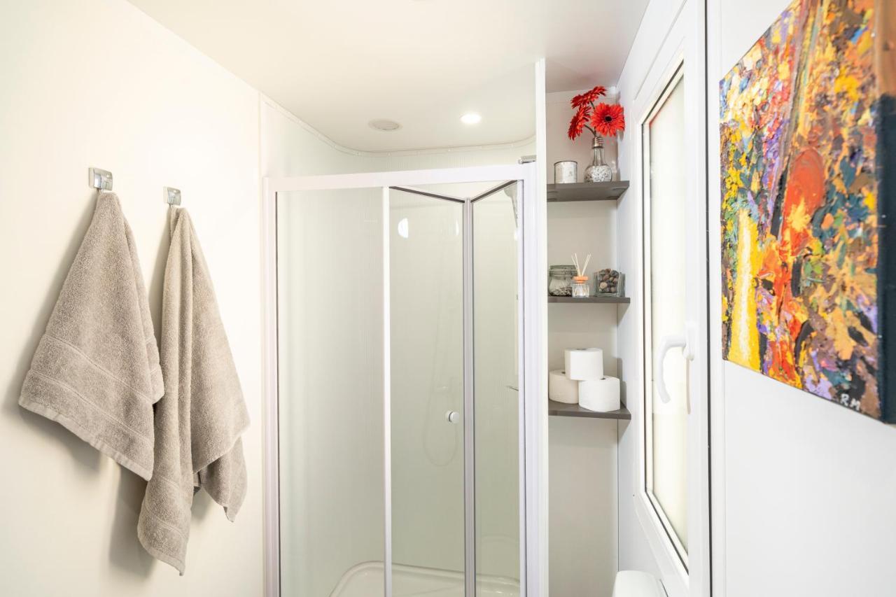 Mobile Home Joy Porton Biondi โรวีน ภายนอก รูปภาพ