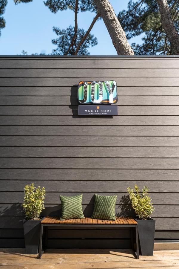 Mobile Home Joy Porton Biondi โรวีน ภายนอก รูปภาพ