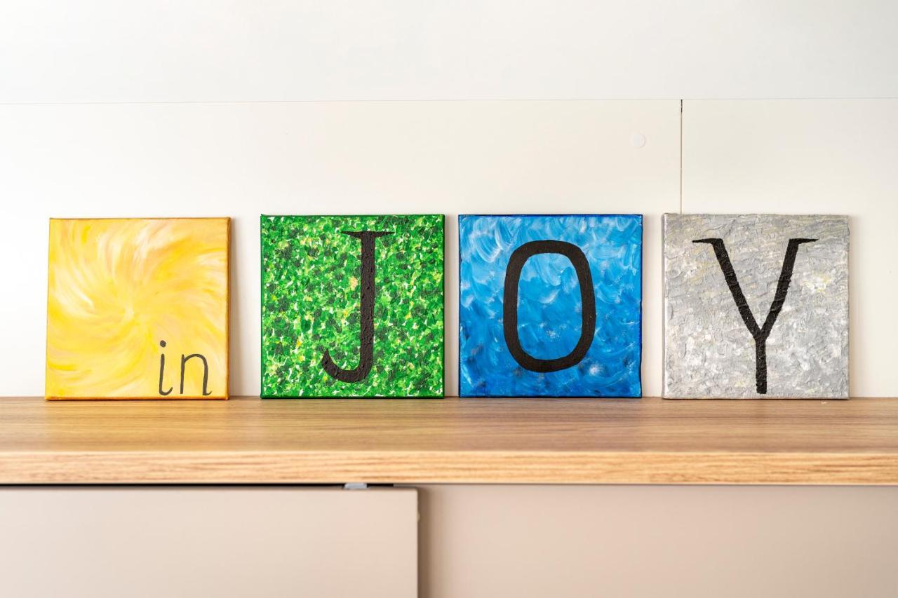 Mobile Home Joy Porton Biondi โรวีน ภายนอก รูปภาพ