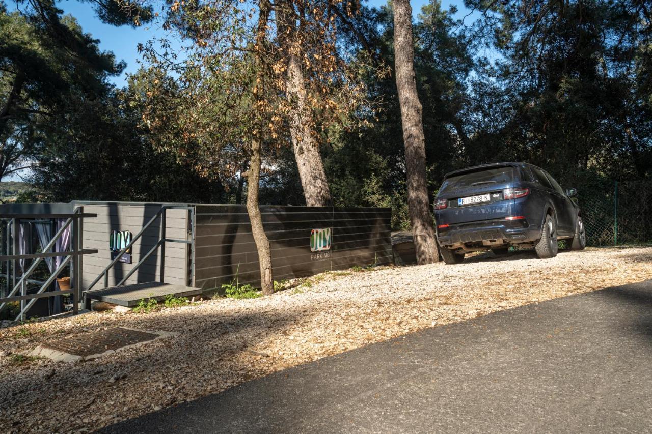 Mobile Home Joy Porton Biondi โรวีน ภายนอก รูปภาพ